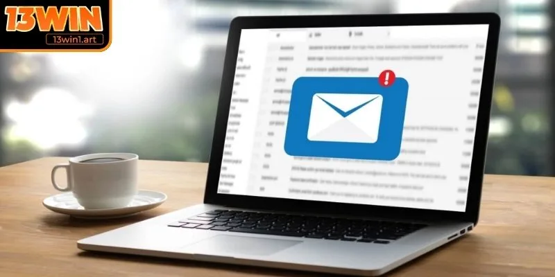 Liên hệ 13WIN qua Email